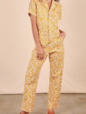 ISO- Big Bud Press Yellow Lazy Daisy Jumpsuit Size XL